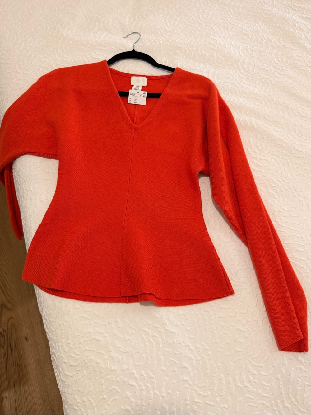 H&M Women's Bright Orange V-Neck Sweater